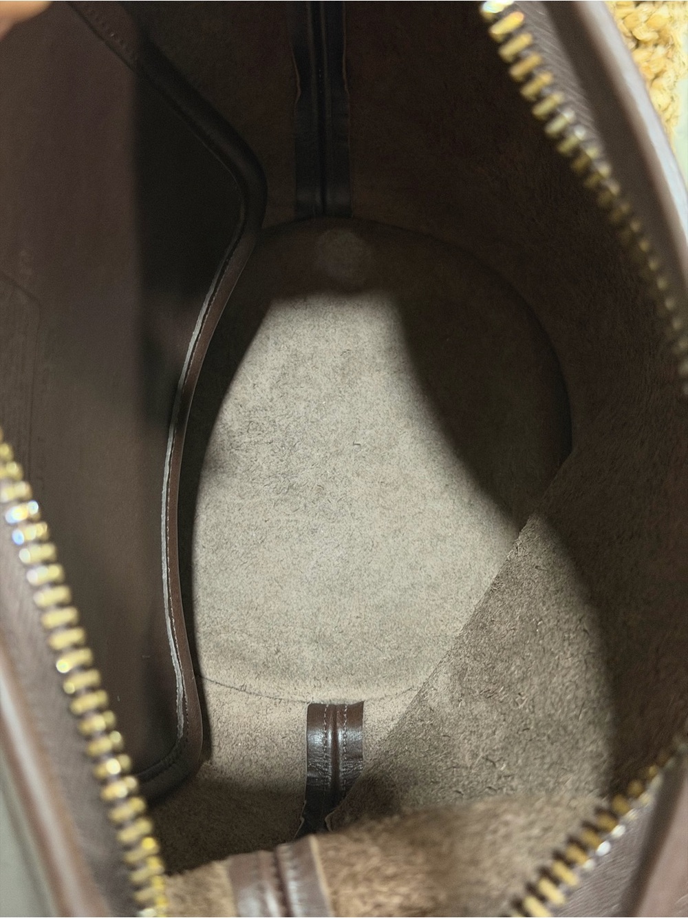 Vintage Coach 9953 Helen Legacy Leather Bucket Bag in Mahogany - Picture 6 of 9